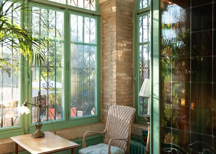 L'argentine - For 13 People - Heated Swimming Pool Sauna And Jacuzzi