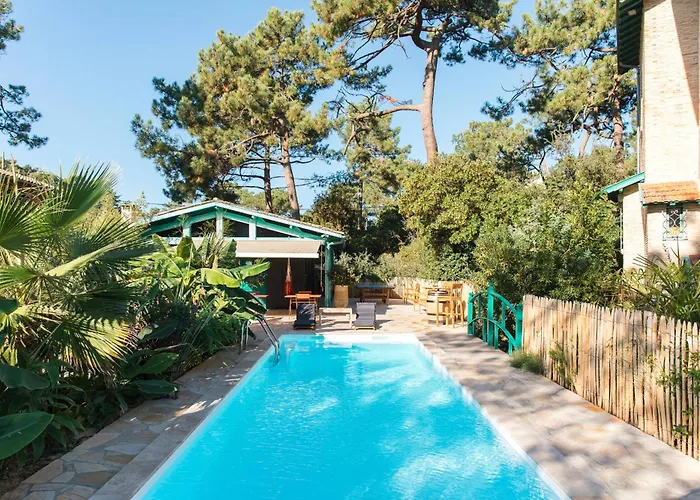 Villa L'argentine - For 13 People - Heated Swimming Pool Sauna And Jacuzzi Lège-Cap-Ferret