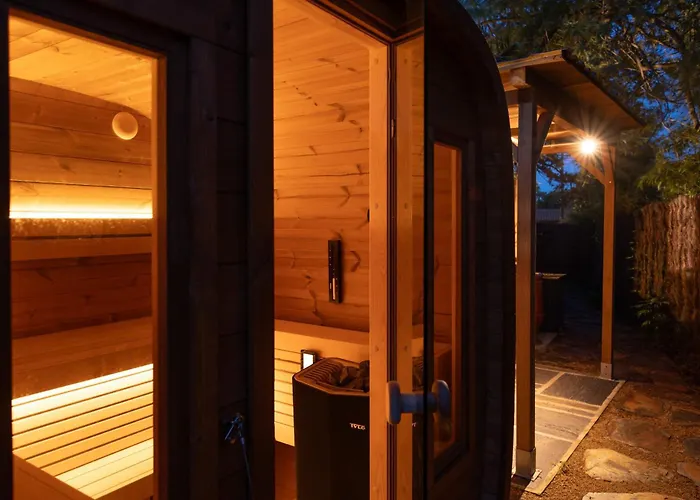 L'argentine - For 13 People - Heated Swimming Pool Sauna And Jacuzzi *